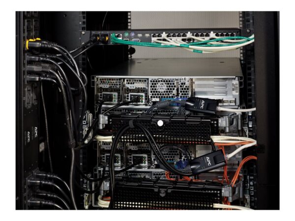 APC C KVM 2G Analog 1 Local User 16 ports