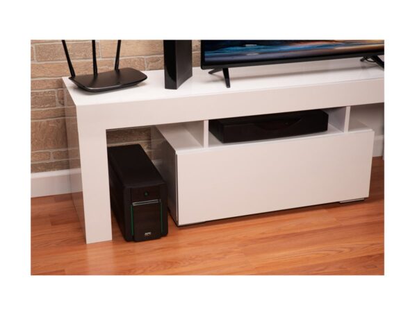 APC Easy UPS BVX 2200VA 230V Schuko