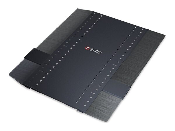 APC NetShelter SX 42U 750mm Wide x 1200mm Deep Networking Enclosure with Sides