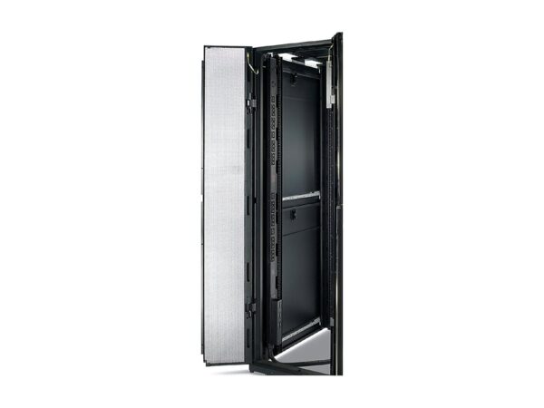 APC Rack PDU Basic 0U 14.4kW 208V 24 C13 4 C19 2 L6-30R 10