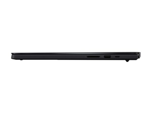 ASUS ProArt H7606WM-ME038X AMD RYZEN AI 9 HX 370 16p WQUXGA 32Go LPDDR5X 1To PCIE G4 SSD RTX50 8Go GDDR6 W11P Black