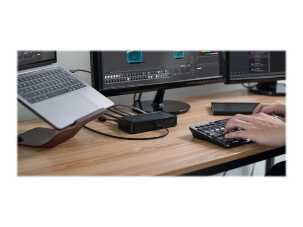 BELKIN Câble USB4 en 0.8m rétrocompatible USB3 100W