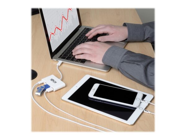 EATON TRIPPLITE 4-Port USB-C Hub USB C to 2x USB-A 2x USB-C USB 3.0 White