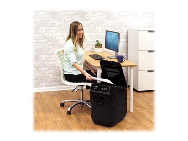 FELLOWES Destructeur AutoMax™ 200C Coupe croisée