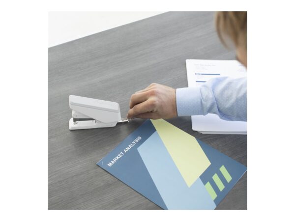 FELLOWES LX840 Half Strip Stapler White