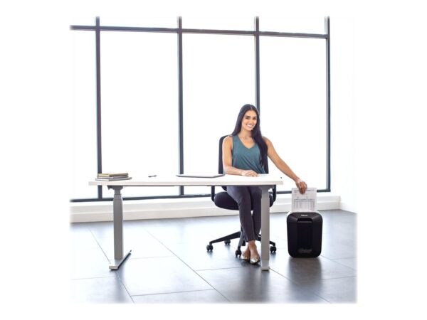 FELLOWES Powershred LX45 Shredder Cross Cut 230V EU