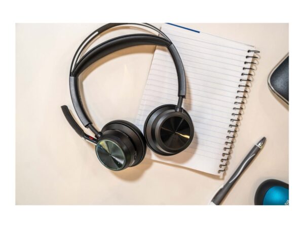 HP Poly Voyager Focus 2 UC Headset +USB-A to USB-C Cable +Charging Stand
