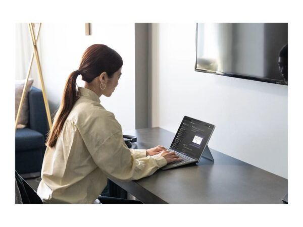 MICROSOFT Surface – Keyboard – Clavier – Trackpad – Encoche Pen – Surface Pro 8/9/10/11 – Copilot Ready – Platine – SUISSE – QWERTZ