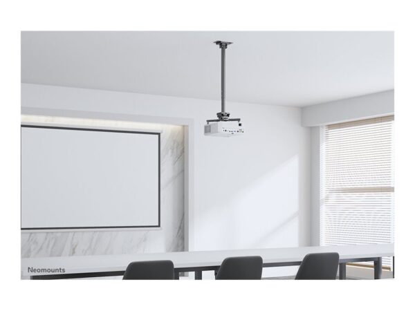 NEOMOUNTS CL25-550BL1 Support de plafond pour vidéoprojecteur – h 74.5-114.5 cm – installation facile – orientable