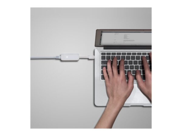 TP-LINK USB 3.0 to Gigabit Ethernet Adapter, 1 port USB 3.0 connector and 1 port Ethernet port